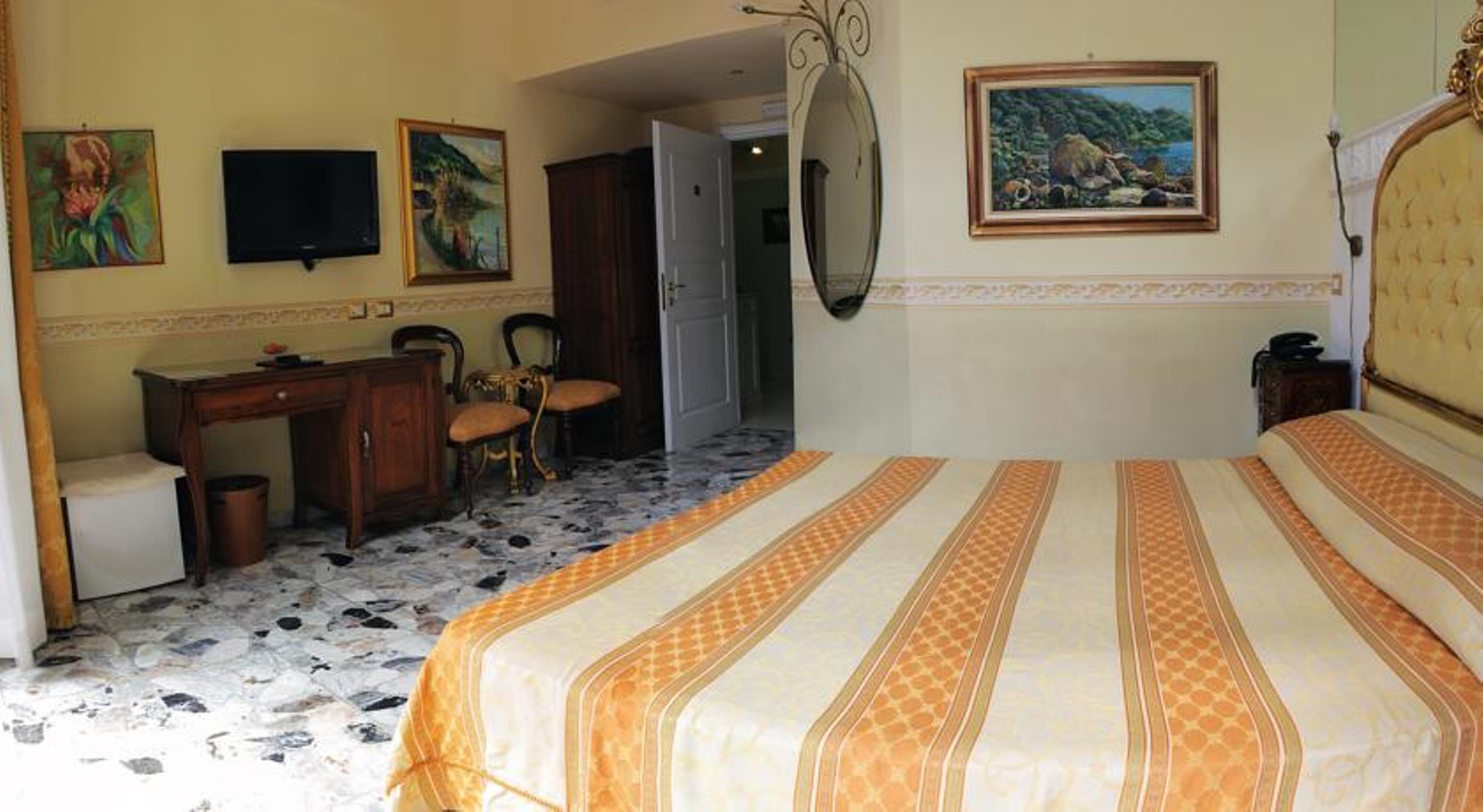 B&B Art Suite Santa Brigida Наполи Екстериор снимка