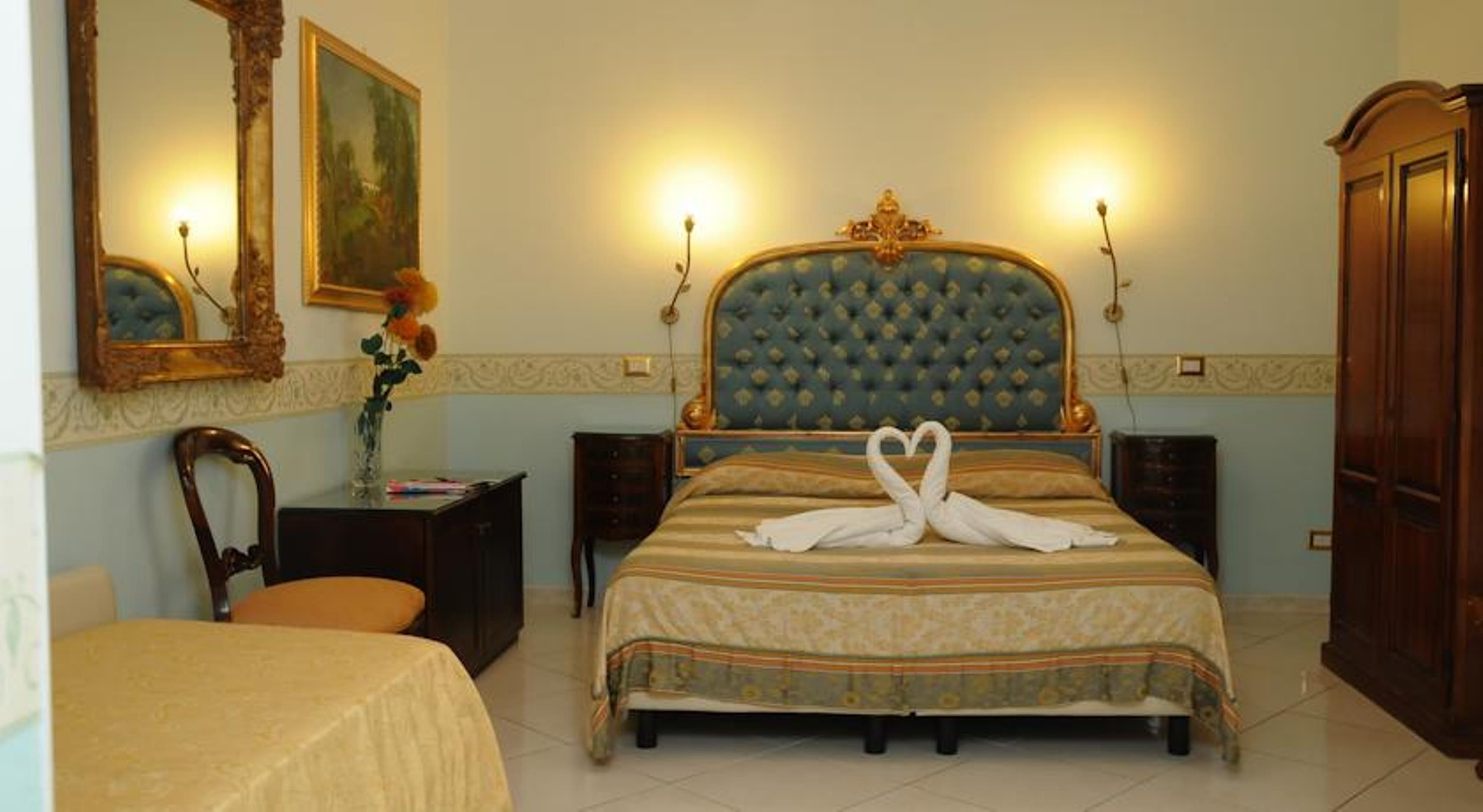 B&B Art Suite Santa Brigida Наполи Екстериор снимка